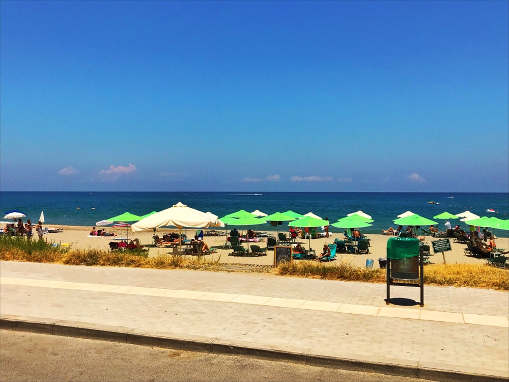 Θέα από το ξενοδοχείο Esperia Beach Hotel.