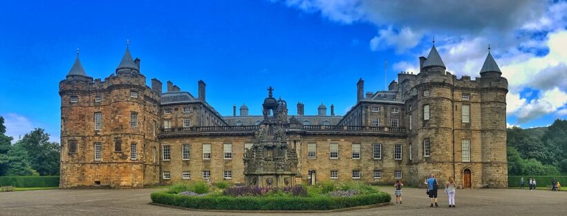 Hollyrood_palace, Edinburgh, Scotland.